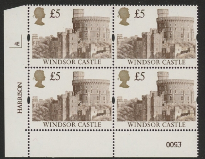 UK15 (SG.1614) £5  cylinder Block of 4 cylinder 4E PVAD Harrison  U/M (MNH) UK15 (SG.1614) £5  cylinder Block of 4 cylinder 4E PVAD Harrison  U/M (MNH)