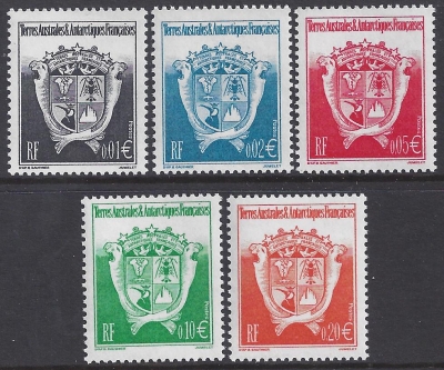 2002 French Antarctic SG.468-72 Arms. set 5 values. U/M (MNH) 2002 French Antarctic SG.468-72 Arms. set 5 values. U/M (MNH)