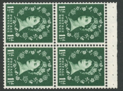 SB69 Crowns 4x1½d, green wmk. s/ways left perf AP ( good perfs). U/M (MNH) SB69 Crowns 4x1½d, green wmk. s/ways left perf AP ( good perfs). U/M (MNH)