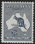 1915  Australia  SG.25  2½d  indigo lightly mounted mint.