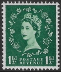 SG.572 1½d green (1958 Multi Crowns Wmk.) U/M (MNH)