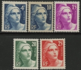1945-6 France SG.927-31  Marianne. U/M (MNH)