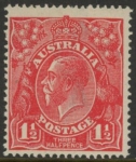 1924  Australia  SG.77 1½d  scarlet  variety 'PQSTAGE'  U/M (MNH)