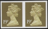 Y1682a  'IMPERF PAIR 19p CB bistre  blue fluor. ex sheet Harrison  U/M (MNH)