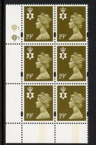 NI69  19p CB bistre  yellow fluor. Cyld. Q1 Q1 . printed by Questa U/M (MNH)