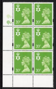 NI71  20p CB bright green. Cyld. Q2 Q2 . printed by Questa U/M (MNH)