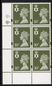 NI74  30p 2B deep olive-grey . yellow fluor  Cyld. Q1 Q1 . printed by Questa U/M (MNH)