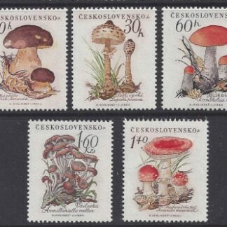 1958 Czechoslovakia - SG.1058-82 Mushrooms   set of 5 values U/M  (MNH)