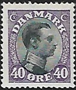 1918 Denmark. King Christian X   SG. 155  40ö   black & violet U/M (MNH)