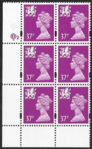 W76  Wales 37p  2B bright mauve cyld. Q2 Q2  Questa U/M (MNH)
