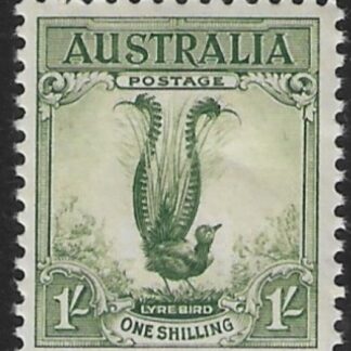 1932  Australia  SG.140a  1/- yellow green Lyrebird. U/M (MNH)