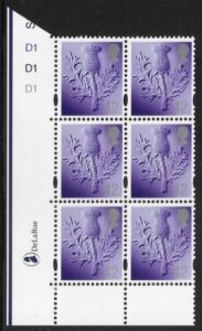 S 113  Scotland  42p  thistle  cyld. D1 no dot x 3  phos D1 no dot  DeLaRue  U/M (MNH)