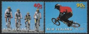 2001 New Zealand  SG.2435-6 Childrens Health. Cycling.  U/M (MNH)