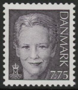 2001 Denmark SG.1203c 7k75 agate  Queen Margrethe II U/M (MNH)