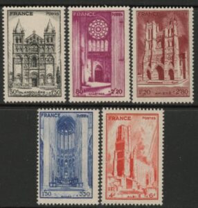 1944 France SG.891-5 Cathedrals of France Set of 5 values U/M (MNH)