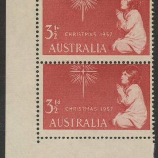 1957  Australia  SG.298a 3½d scarlet Re Entry (bottom stamp) 'ISTMAS & TRALI' doubled. U/M (MNH)