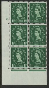 S29 1½d crowns wmk. Cyld. 15 dot.. perf E/I U/M (MNH)