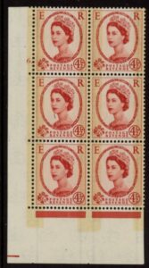 S96 (SG.609) 4½d crowns wmk. Phos. Graphite. Cyld. 6 dot perf E/I U/M (MNH).