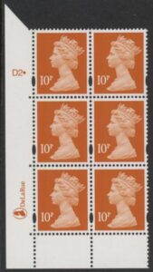 Y1676 (U195F) 10p dull orange 2B DLR Cyl. D2 dot blue fluor perf RE PVA cream. U/M (MNH)