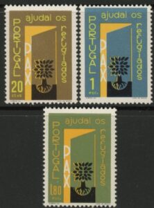 1960 Portugal SG.1166-8 World Refugee Year Set of 3 values U/M (MNH)