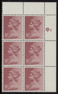 X1004 (UG17A) Questa 5p claret Perf 14 . FCP Cyld. Q2 row 1 U/M (MNH)