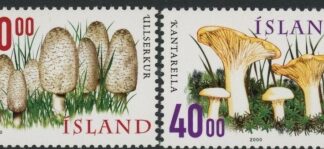 2000 Iceland SG.954-5 Fungi (2nd Series) Set of 2 values U/M (MNH)