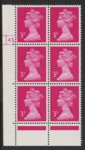 U111 (x930)  Harrison 3p bright magenta type 1 phos.(ACP)   perf RE  Cyld. 43 dot  U/M (MNH)