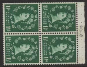 SB68 Crowns 4x1½d,   wmk. s/ways left perf AP ( good perfs). mounted mint. (selvedge)