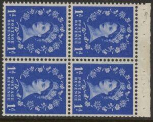 SB33 Crowns 4x1d, wmk. crowns Left perf AP(2E) (ave. perfs). U/M (MNH)