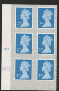 U2995 2nd blue CB M18L Cyld. W1 SBP s/L grid position R1 C2 Walsall U/M (MNH)