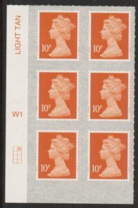 U2923 10p dull orange M18L Cyld W1  grid position R1 C2  SBP  L/s  Walsall U/M (MNH)