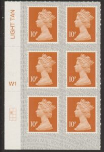 U2923 10p dull orange M20L Cyld W1  grid position R2 C1  SBP s/L  Walsall U/M (MNH)