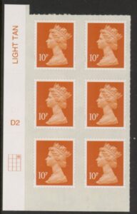 U2923 10p dull orange M12L Cyld D2  grid position R1 C3   DLR U/M (MNH)