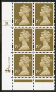 Y1682 (U263c) 19p bistre CB DLR Cyl. 8 dot phos 46 blue fluor perf RE U/M (MNH)