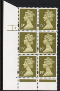 Y1682 (U263A) 19p CB bistre Harrison Cyl.3 perf RE no dot phos 41 yellow fluor. U/M (MNH)