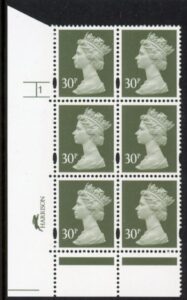Y1694 (U320) 30p 2B  deep olive grey.Harrison. PVA bluish Cyld.1 no dot phos 45. blue fluor U/M (MNH)